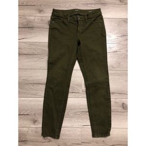Skinny Ankle A.N.A. Olive green jeans